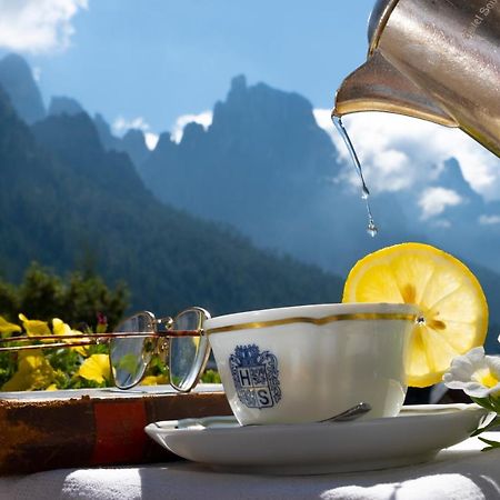 Hotel Savoia Dal 1924 San Martino Di Castrozza Eksteriør bilde
